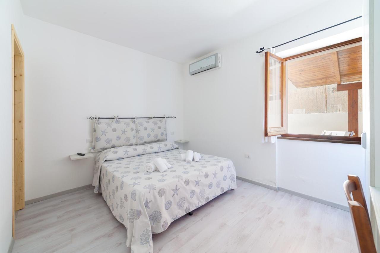 Brezza B&B Голфо Аранчи Екстериор снимка