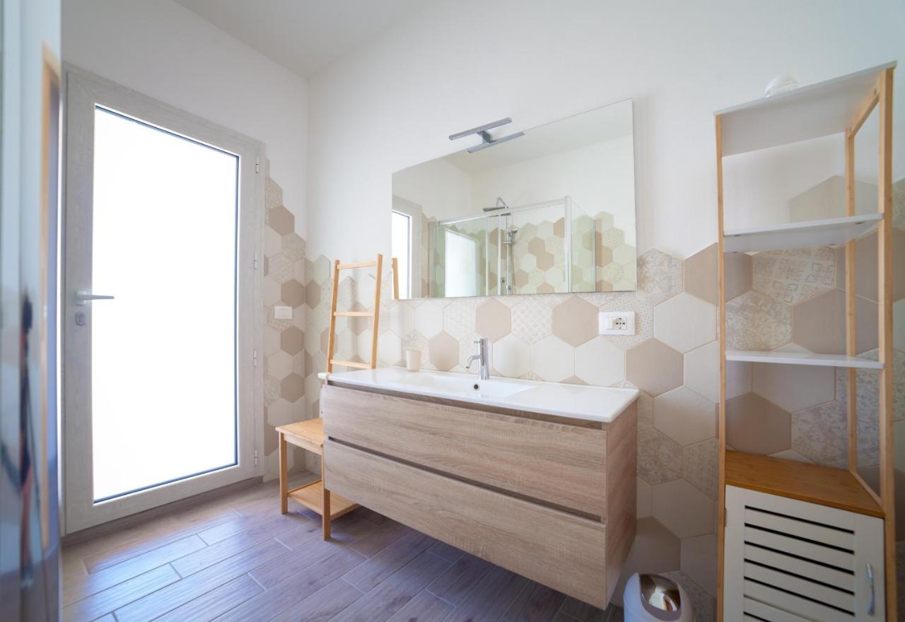 Brezza B&B Голфо Аранчи Екстериор снимка