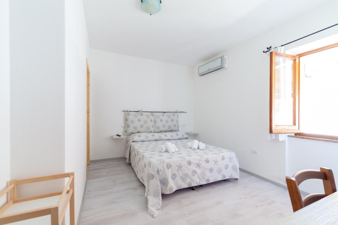 Brezza B&B Голфо Аранчи Екстериор снимка